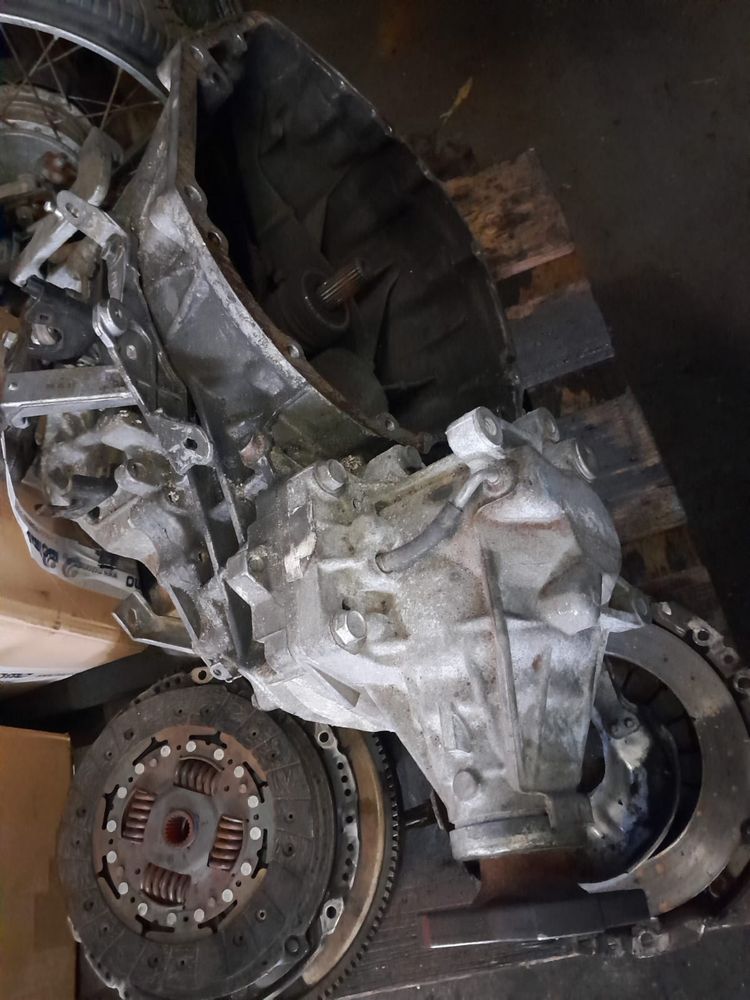 Skrzynia biegów ND8003 4x4komplet + reduktor i sprzęgło Koleos 2.0 dci
