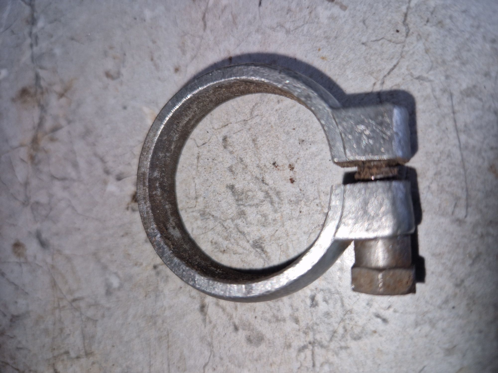 Oryginal obejma zaciskowa gaznik/kuciec/cylinder wsk 125 ,wfm shl
