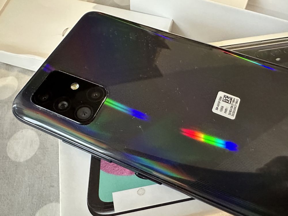Samsung A51 w bdb stanie