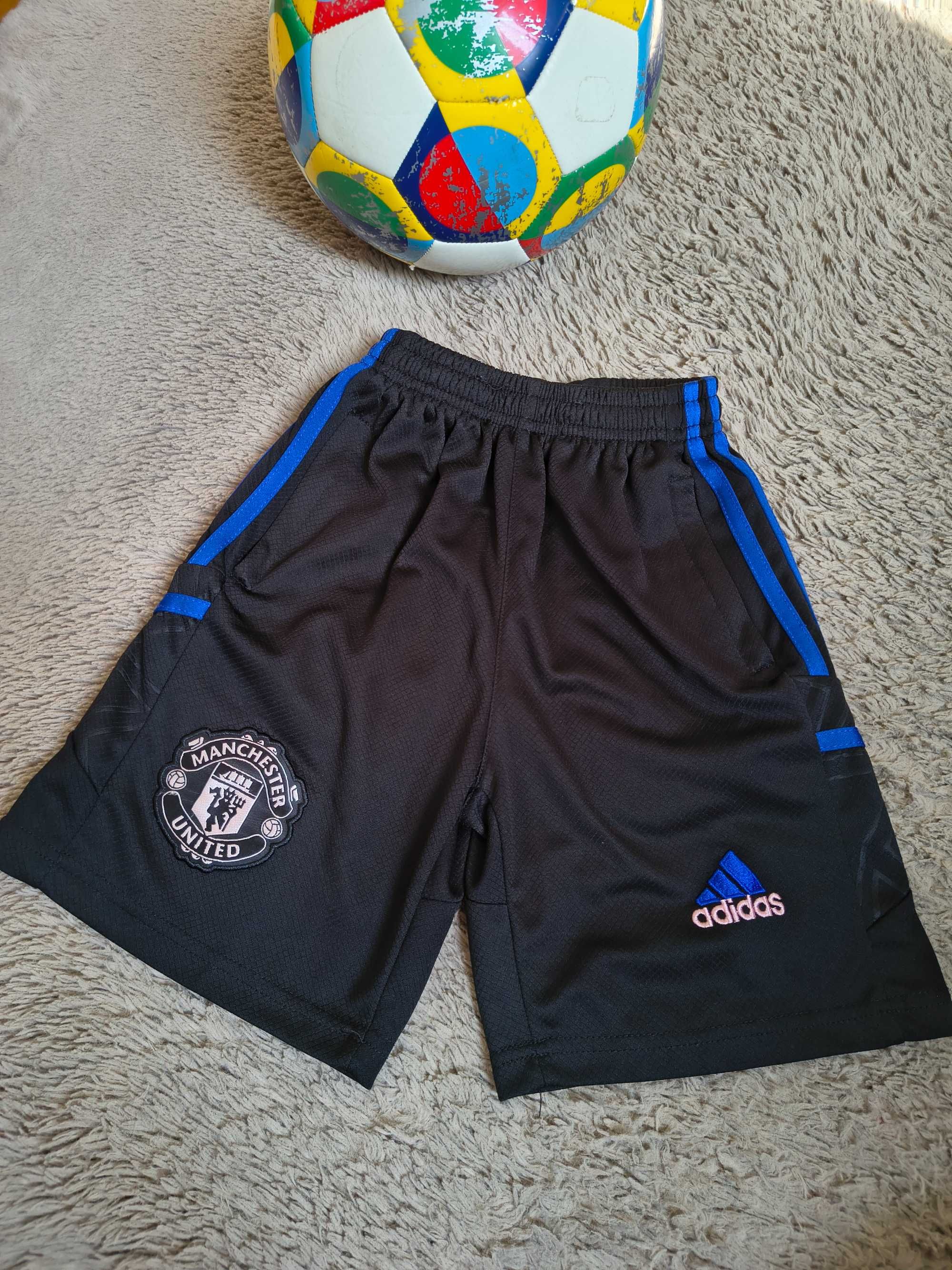 Spodenki adidas Manchester United 22/23 Training - Czarny