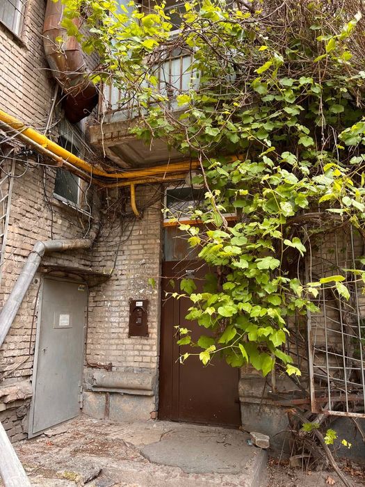 Продаж 3-кімнатної квартири в центрі міста