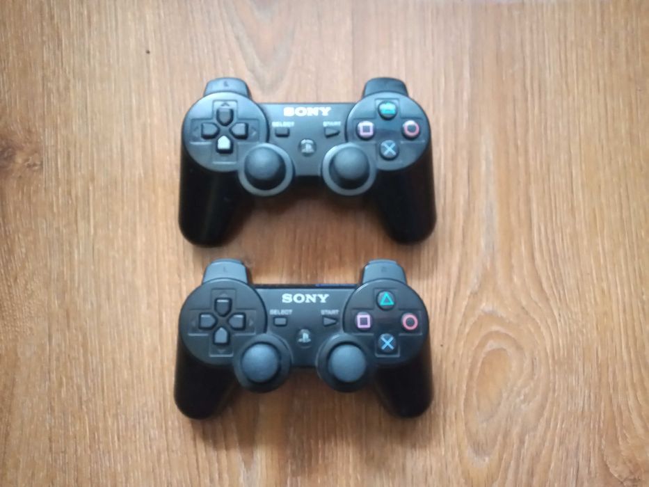 Dwa kontrolery DUALSHOCK 3 Sixaxis