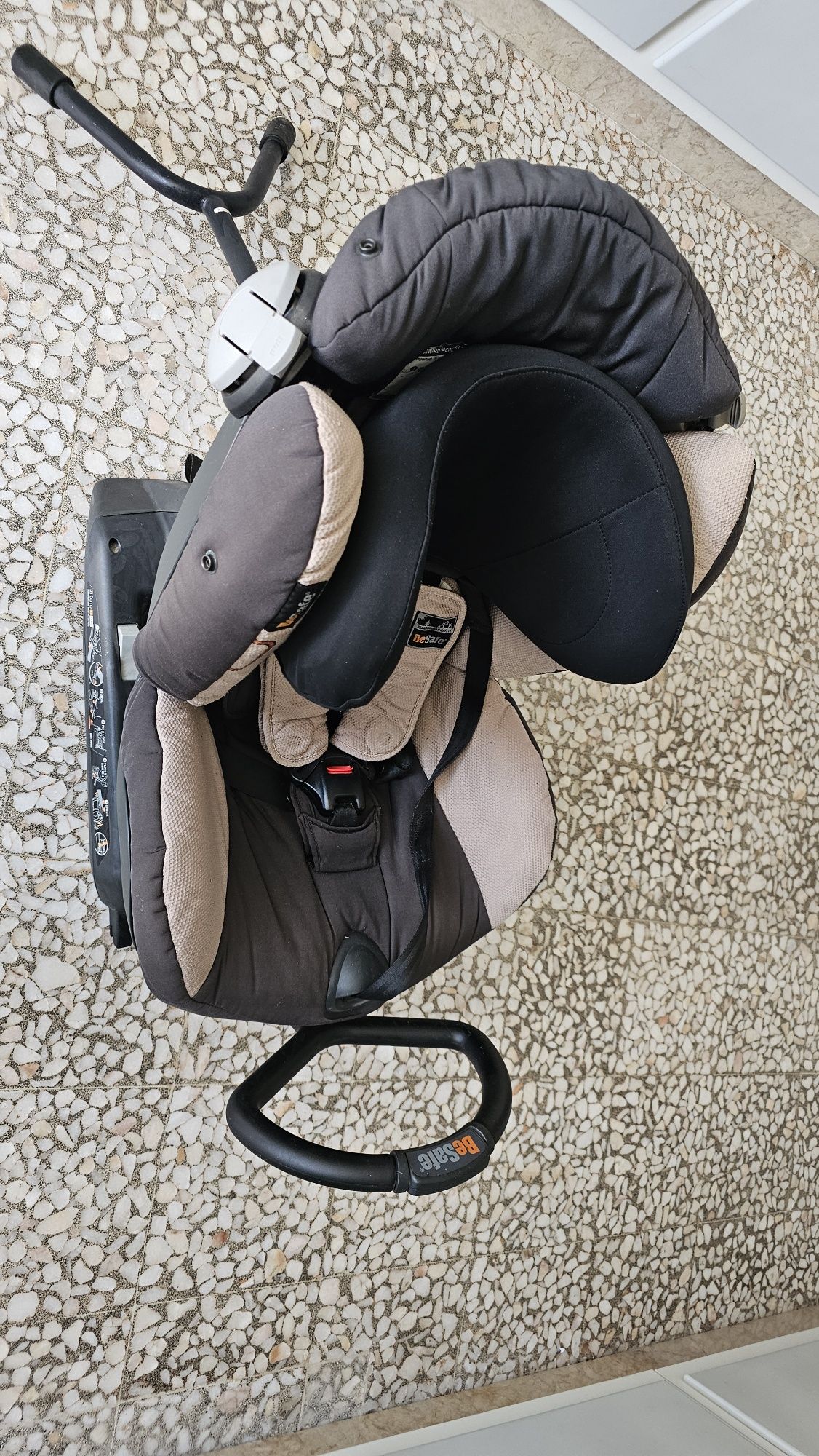 Cadeirinha bebe Isofix Besafe