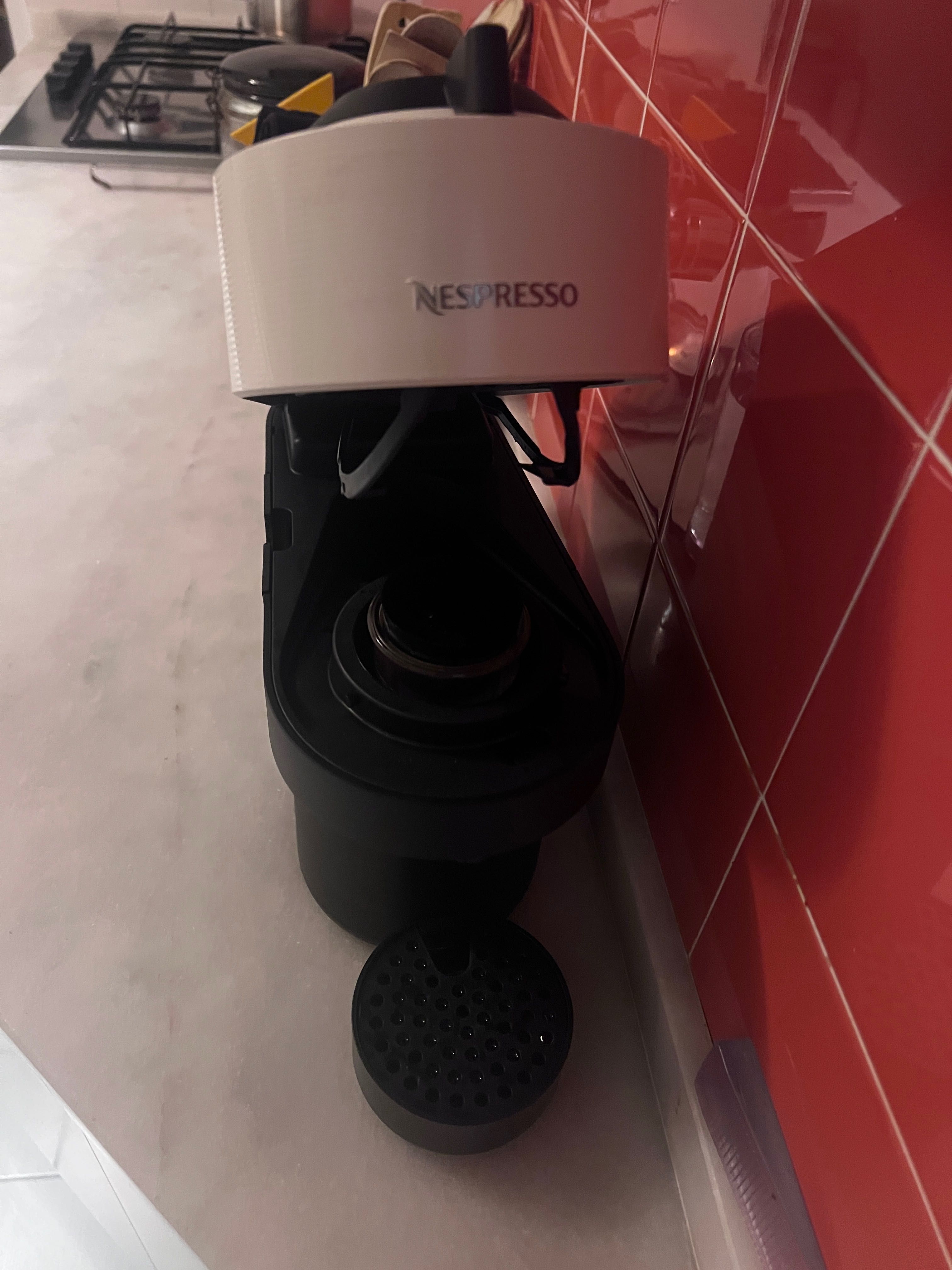 Máquina Nespresso Vertuo branca