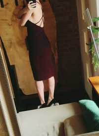 Elegancka sukienka burgund S