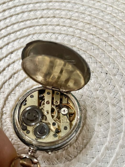 Продам карманные часы серебро