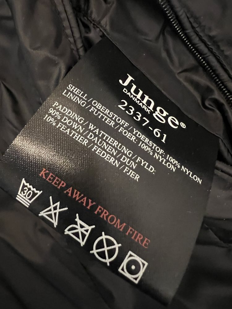 Junge płaszcz puchowy damski czarny pikowany 38 M puch naturalny
