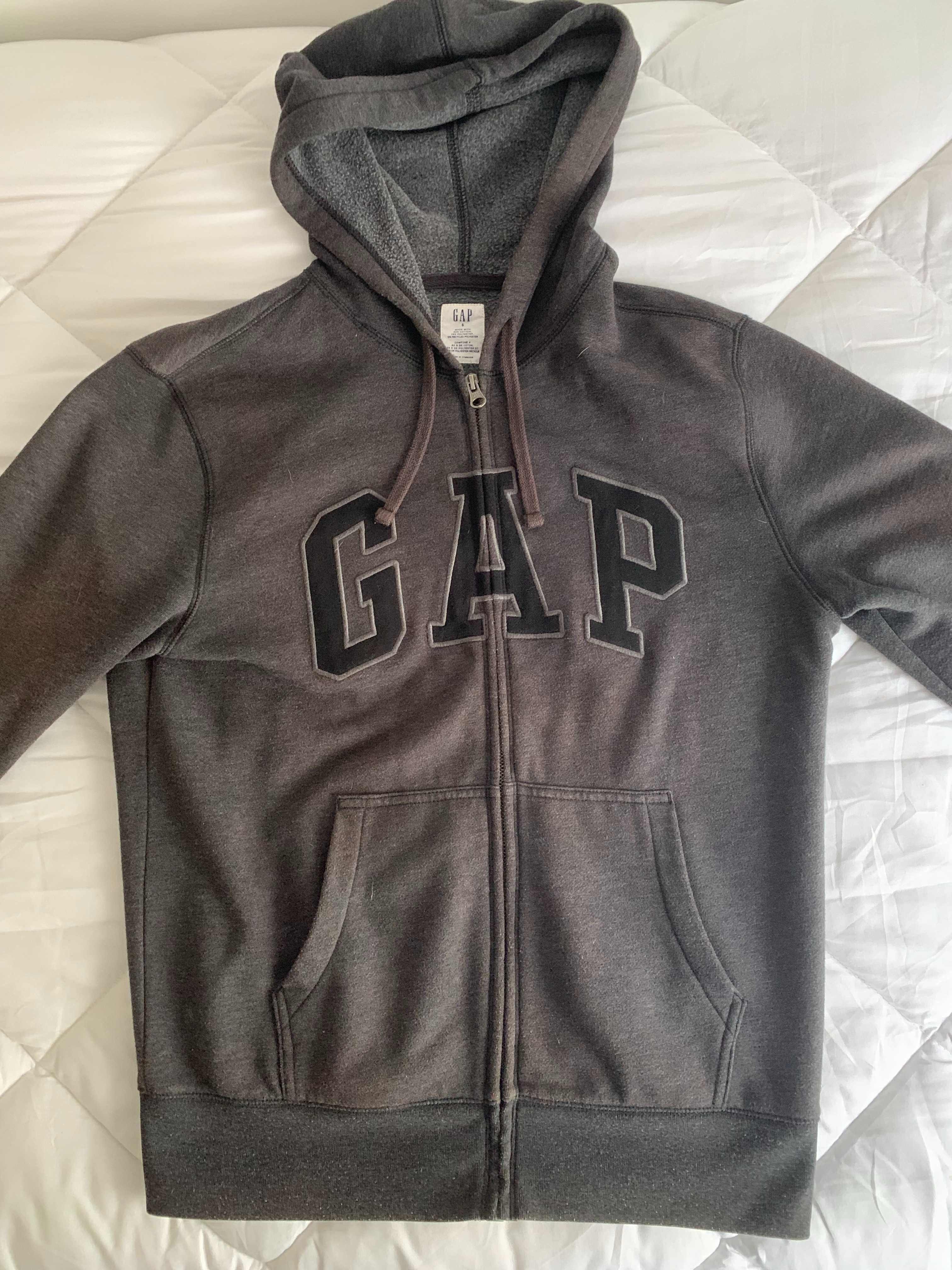 Hoodie fecho GAP