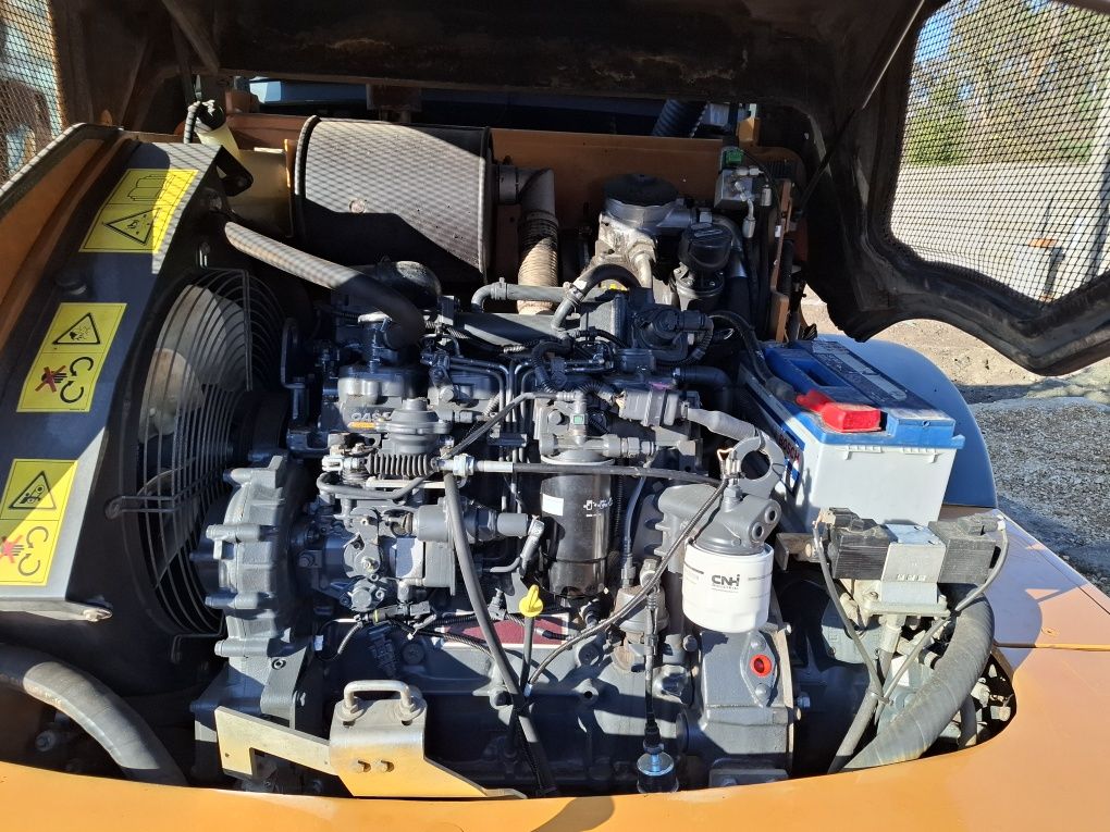 Ładowarka case cat jcb