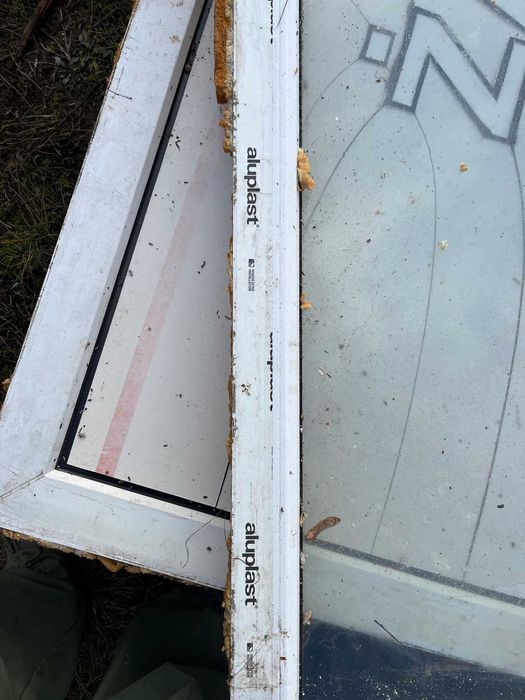 Okna  M&S  i Aluplast stałe  240x75  220x75  160x80  razem 11 szt