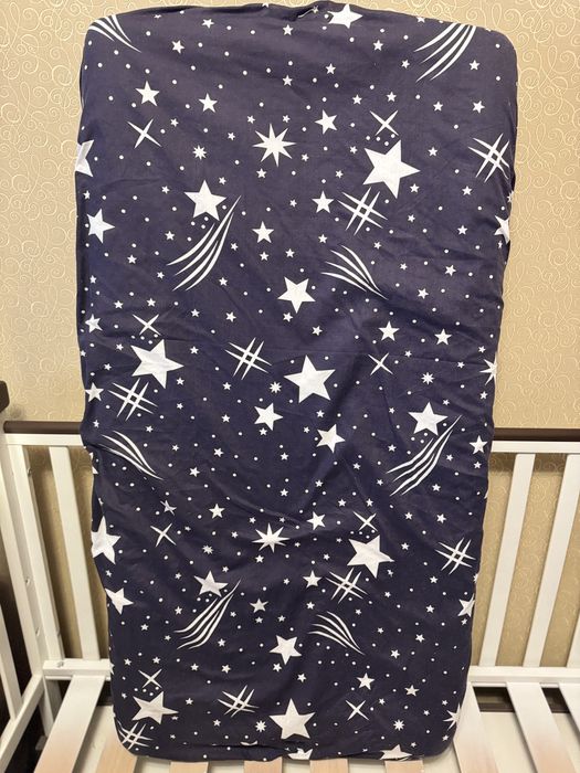 Дитяче простирадло на резинці