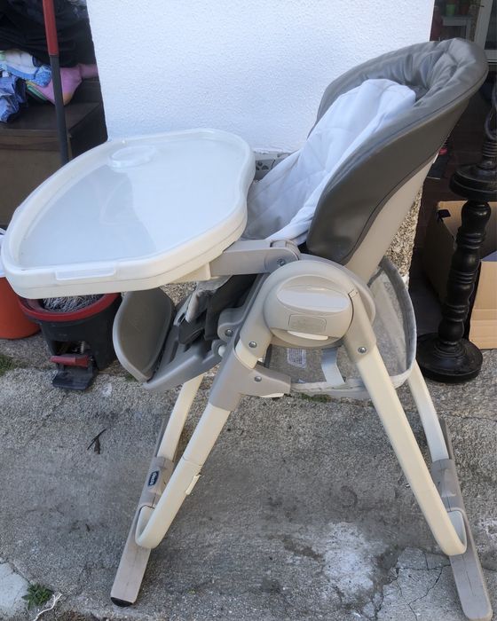 Cadeira Chicco Polly Magic