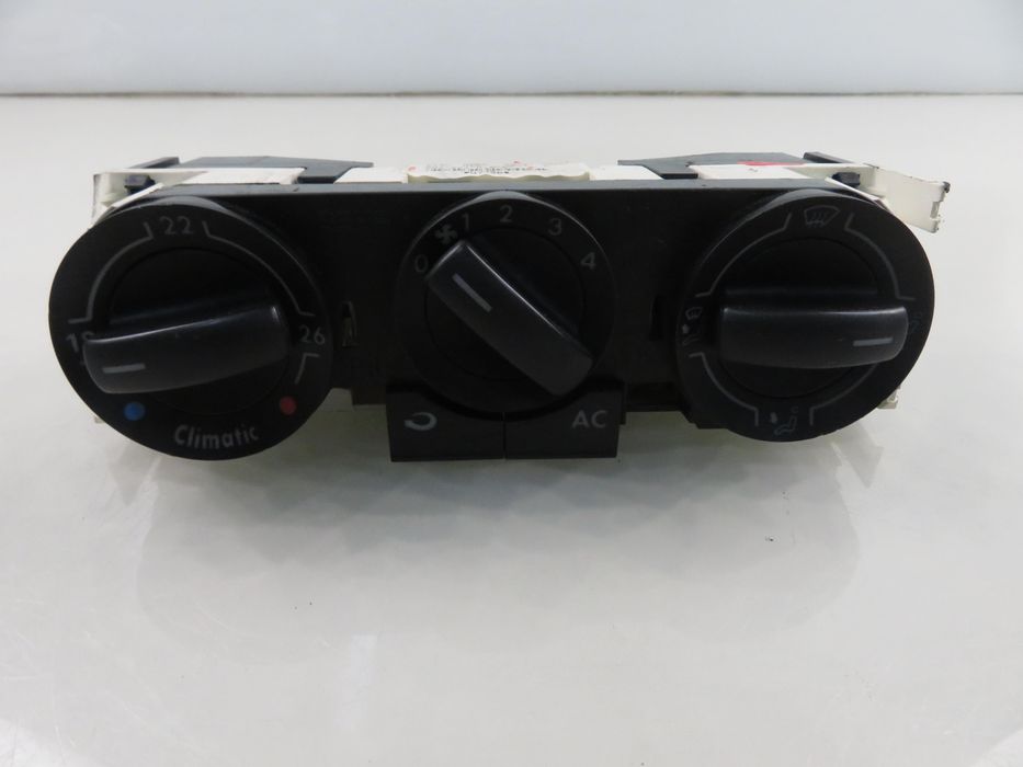 Panel Nawiewu Z Ac Vw Polo IV (9n_)