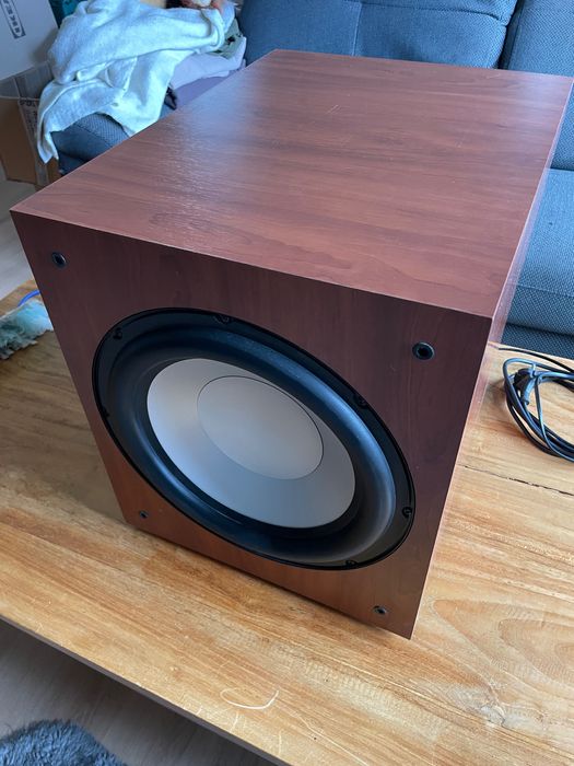 Subwoofer aktywny Jamo J12L
