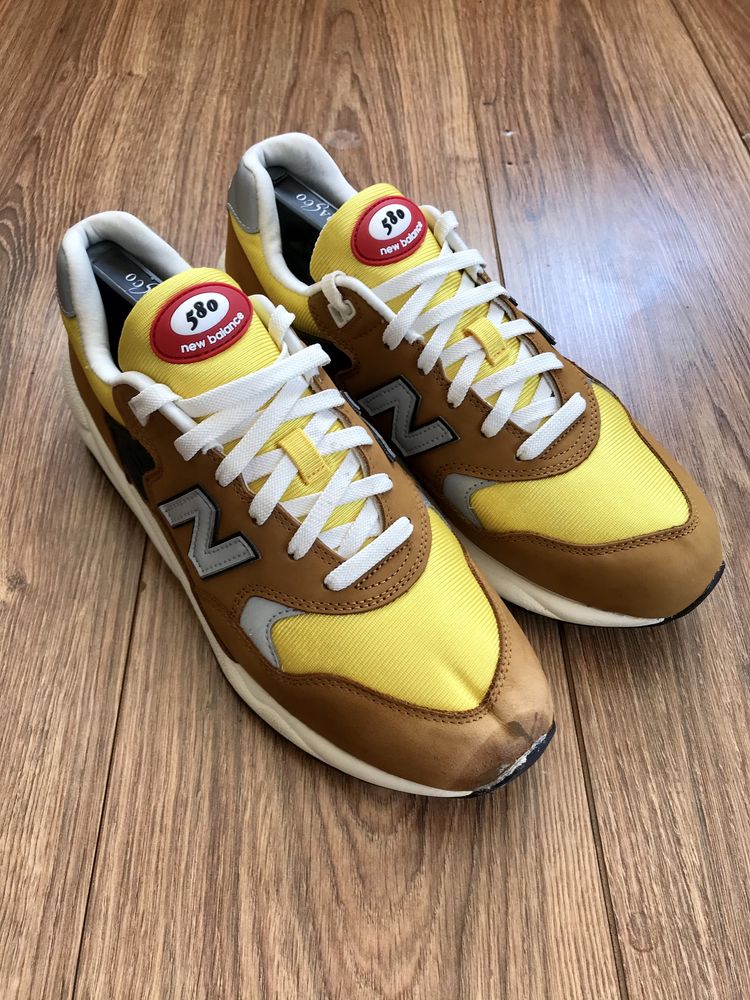 Чоловічі бігові кросівки new balance 580 brown