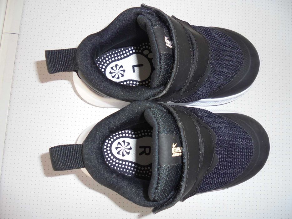 ténis de menino muito bonitos