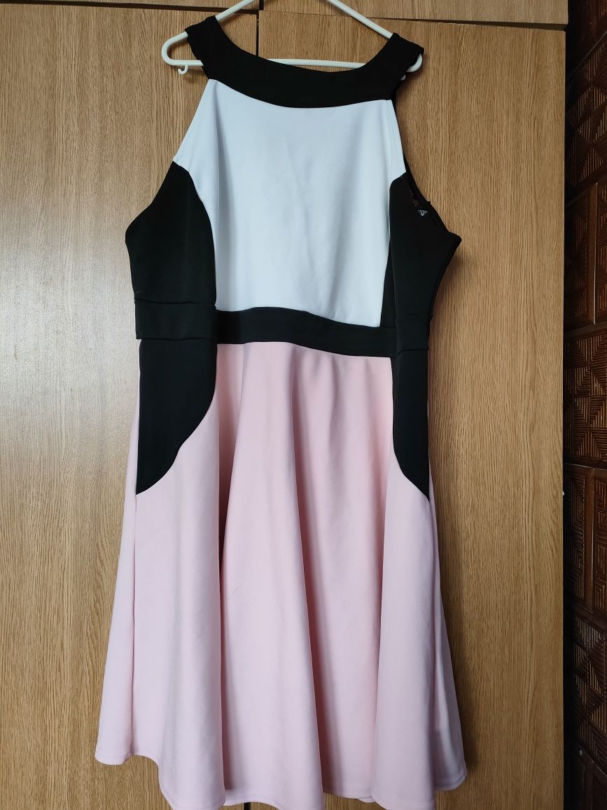 Sukienka z koła, rozmiar 52