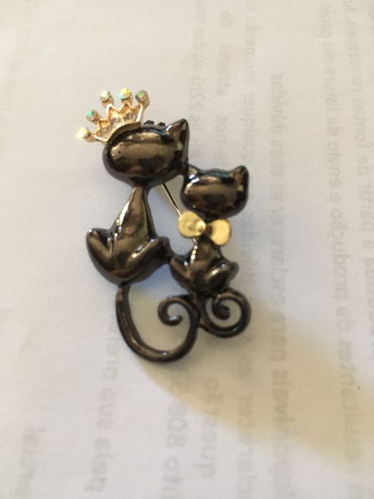 Varias pecas antigas e muito bonitas para variados usos