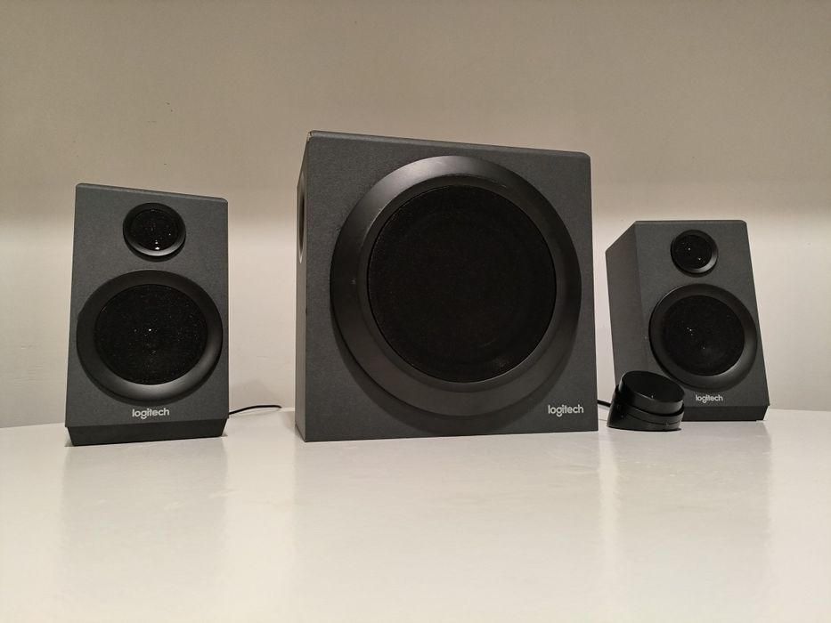 Colunas 2.1 Logitech Z-333