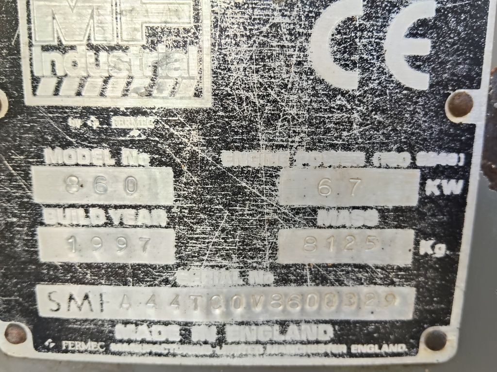 Retroescavadora Fermec 860