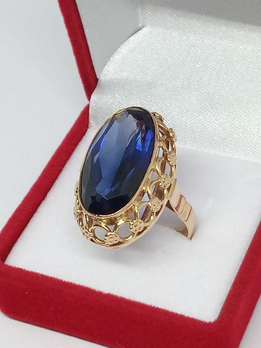 Lombardowski. Stary złoty pierścionek pr.583 8,75g rozm.19 BDB stan