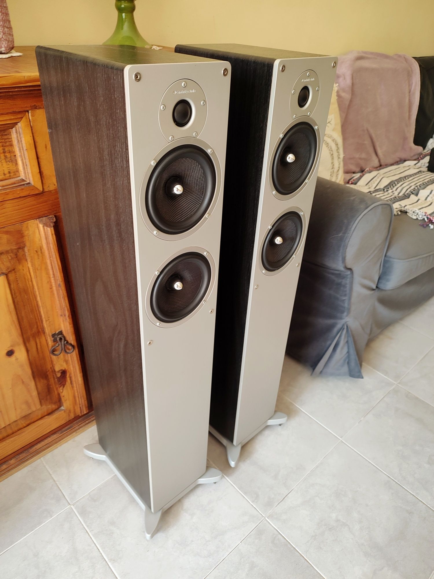 Cambridge Audio S70 Colunas Hi-Fi Muito Estimadas!