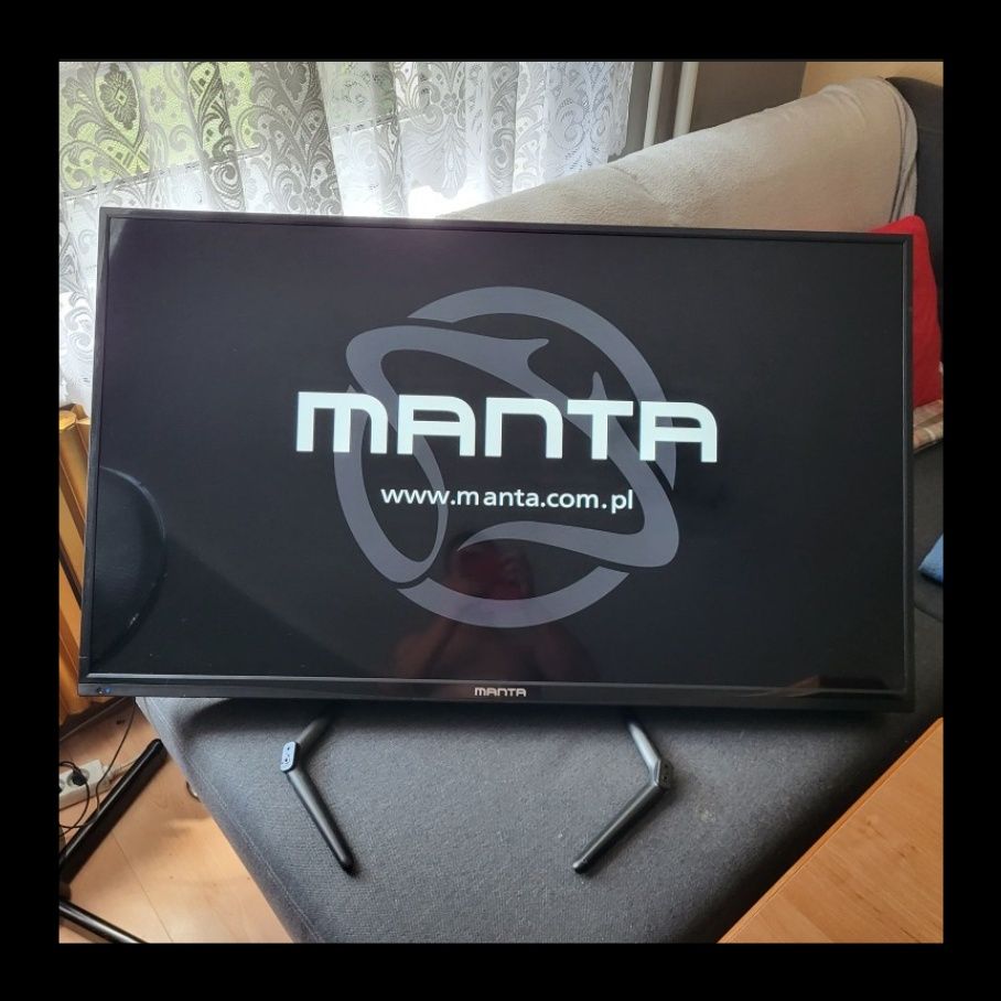 Manta 50 cali dvb-t/c MPEG4 uchwyt i pilot