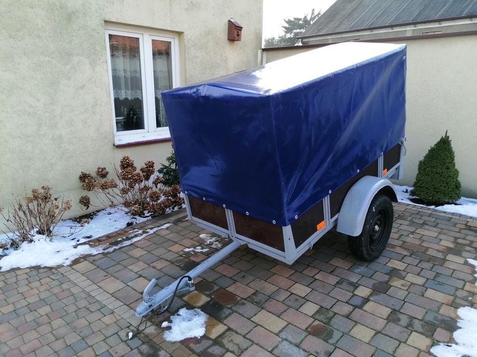 Plandeka na przyczepke samochodową