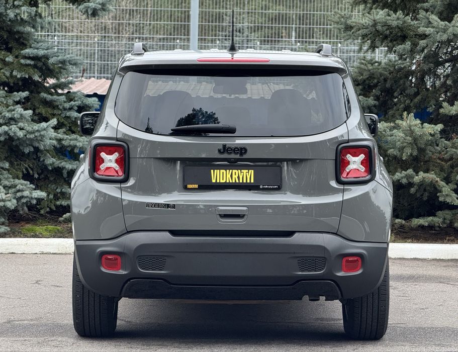 Jeep Renegade 2020 року 2.4 бензин автомат передній привід 79т.км.