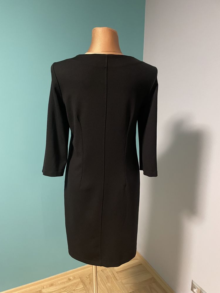 Sukienka dzianinowa czarna rozmiar 38 greenpoint