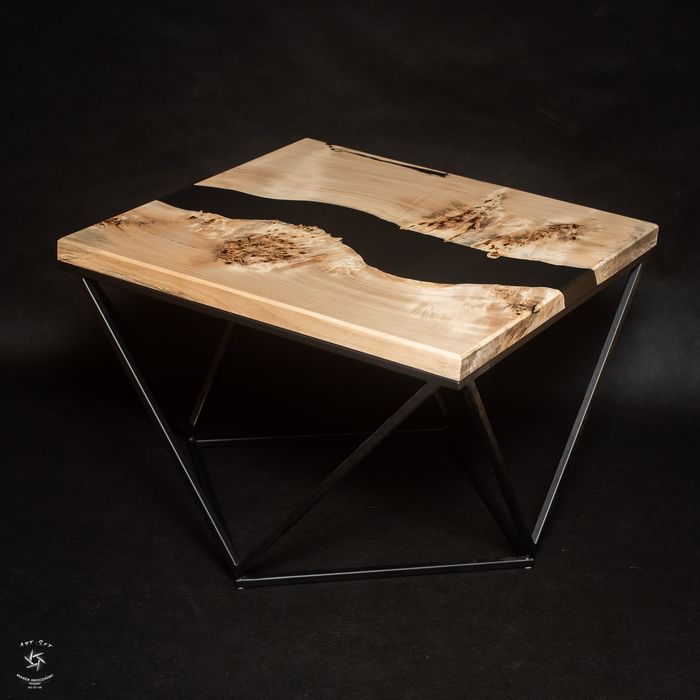 Stolik kawowy ława 60x60 diament loft epoxy czarna żywica