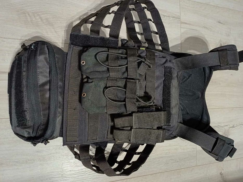 Продам плитоноску.