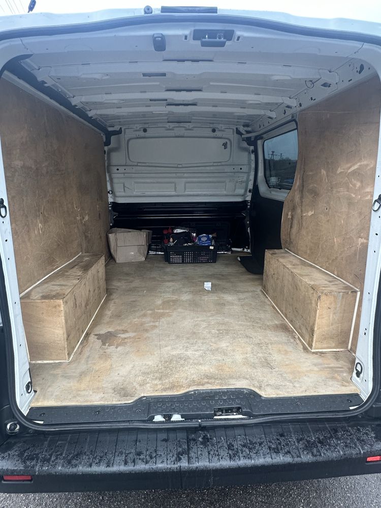 Renault trafic  3