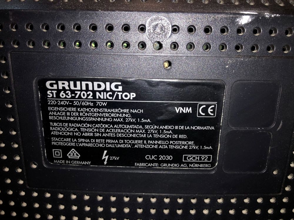 Телевізор Grundig ST 63-702
