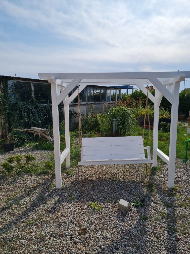 Huśtawka ogrodowa pergola wyroby z drewna