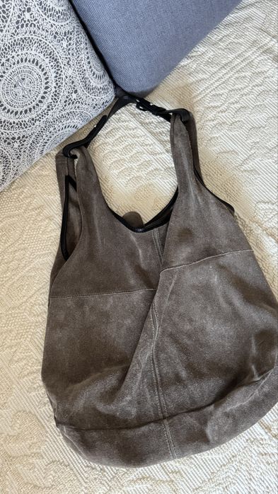 Brązowa szara torba z naturalnej skóry zamszowej