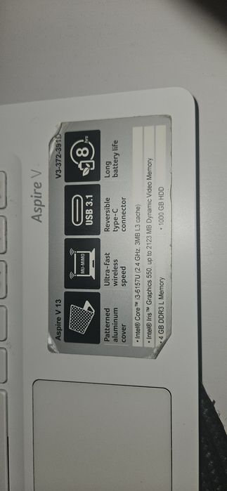 Acer asprive v13 i-3 6tej gen, 8gb ram, 1tb dysk, nie laduje