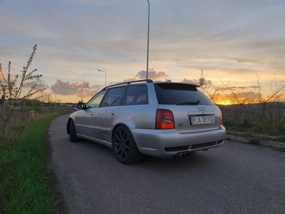 Audi A4 B5 quattro 4.2 V8 300KM