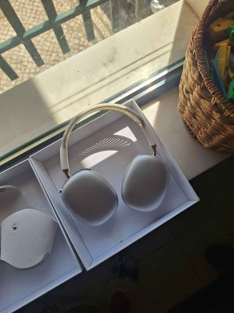 Apple Airpods Max como novos