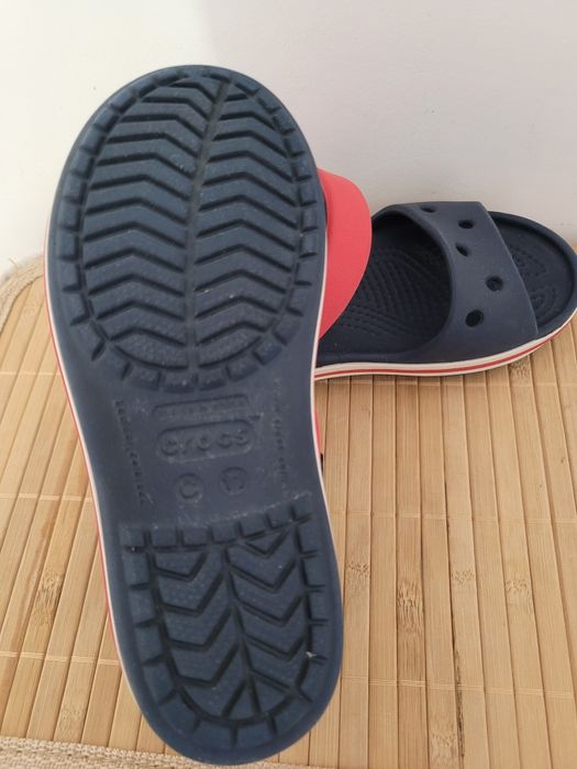 Sandałki Crocs  C11