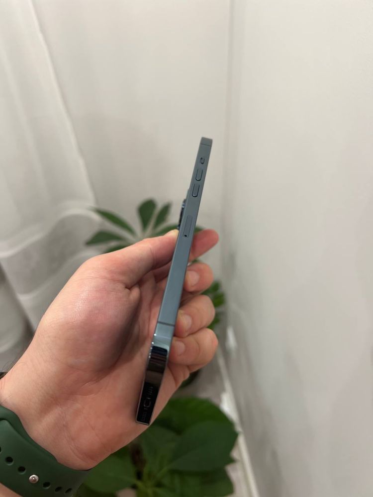 Iphone 12 Pro Max на 512 gb Неверлок