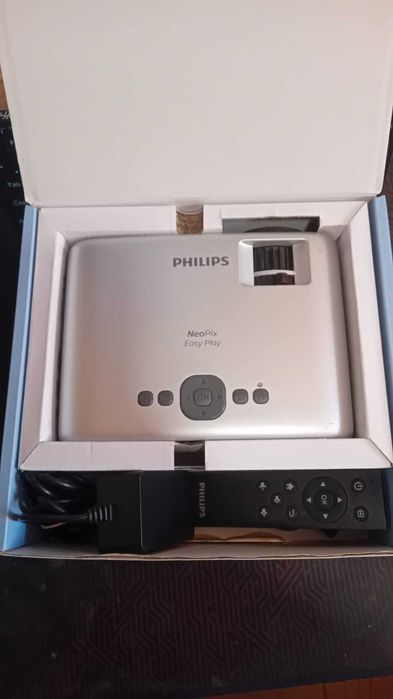 Projetor Philips NeoPix NPX443 Full Hd
