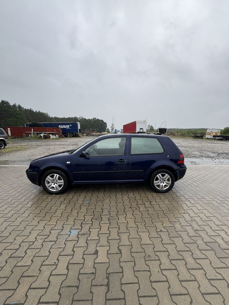VW Golf 1.6 Klima