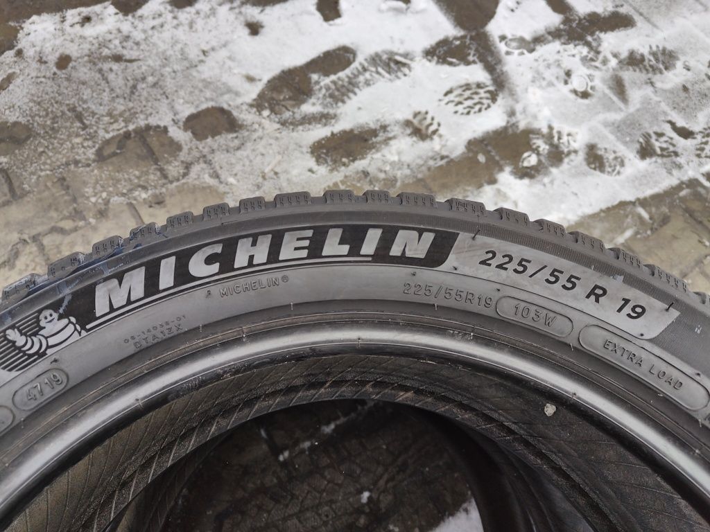 225/55/19 Michelin Cross Climate SUV