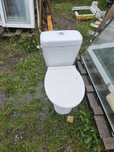 Wc kompakt uzywany na budowe lub do  gospodarczego