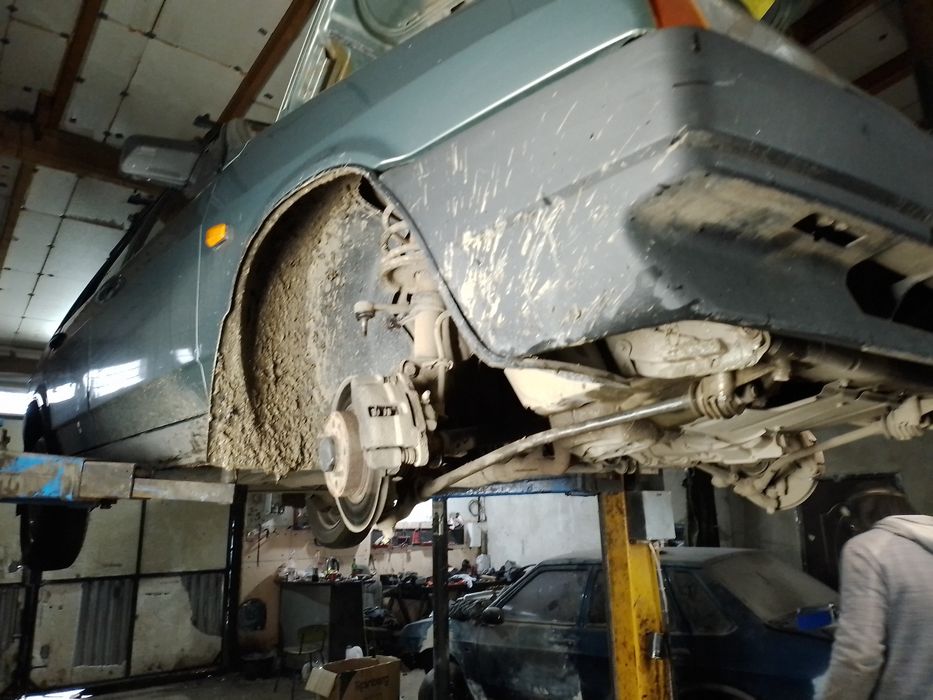 Авто в доброму,облуженому стані 2006 рік