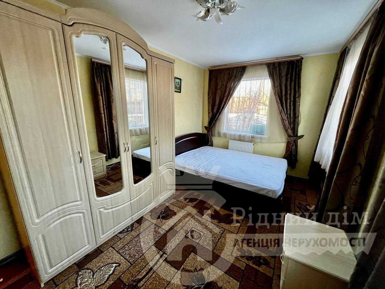 Продам гарнийбудинок новий