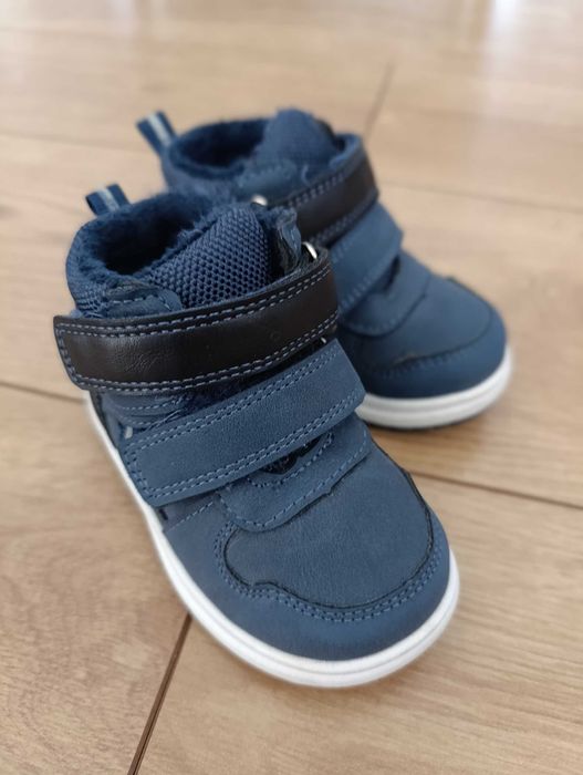 Zimowe buty dziecięce chłopięce rozmiar 20 Sinsay - jak nowe