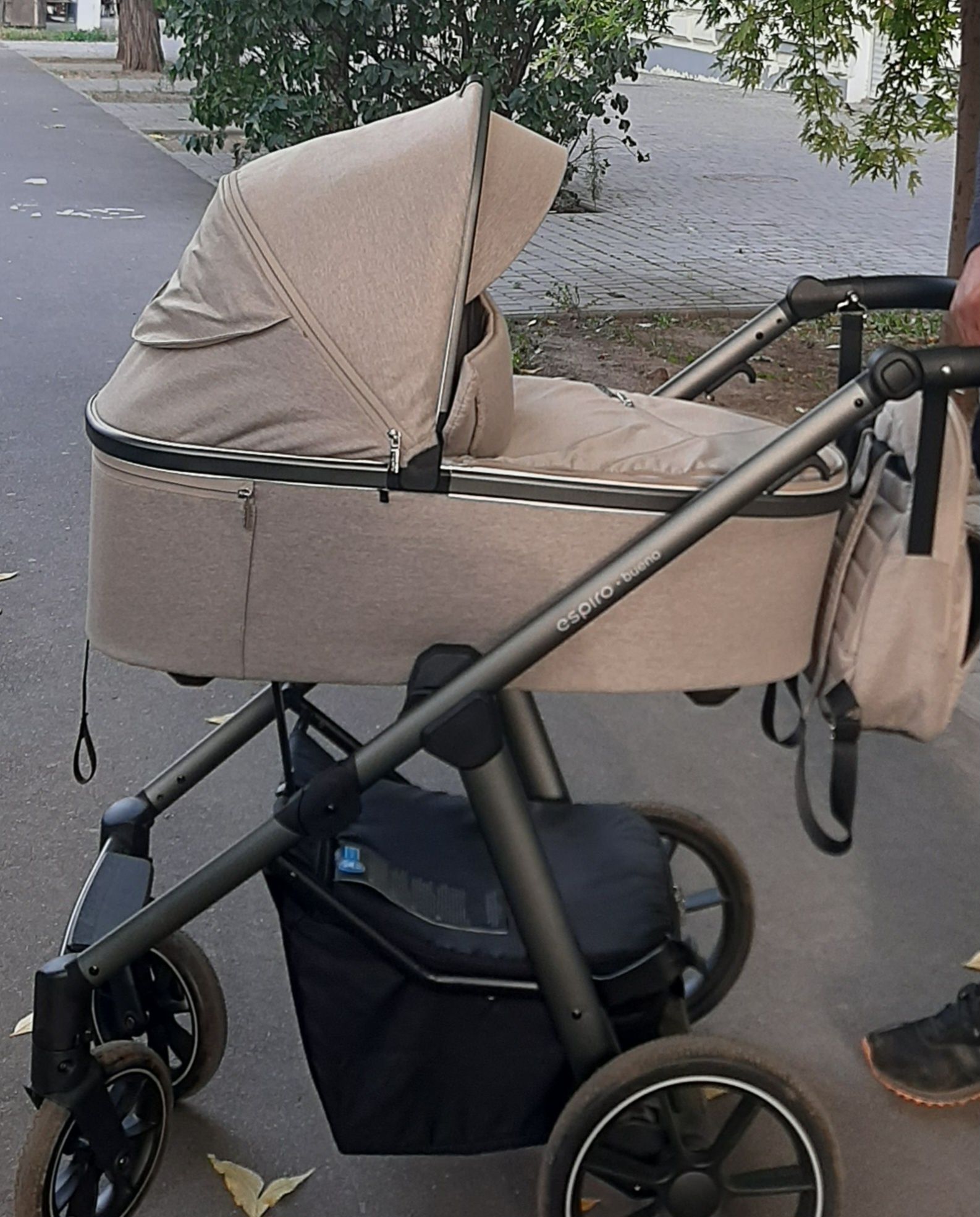Продам коляску Еспиро Буено