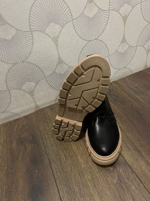 Зимові шкіряні ботинки